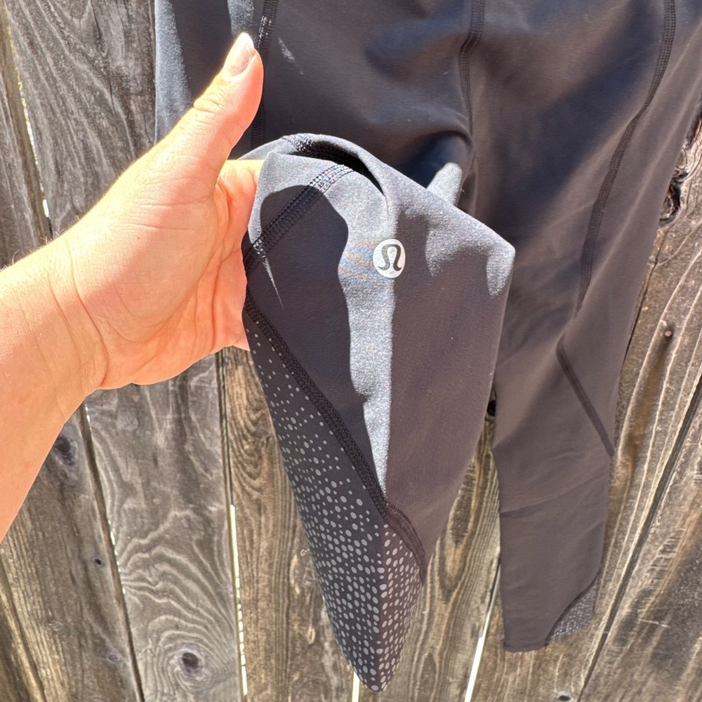 Lululemon Athletica Black Silver Tight Stuff Full Length Reflective Leggings 6 - Picture 14 of 14